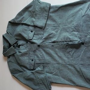 REI Button Down Shirt Womens M, UPF 30